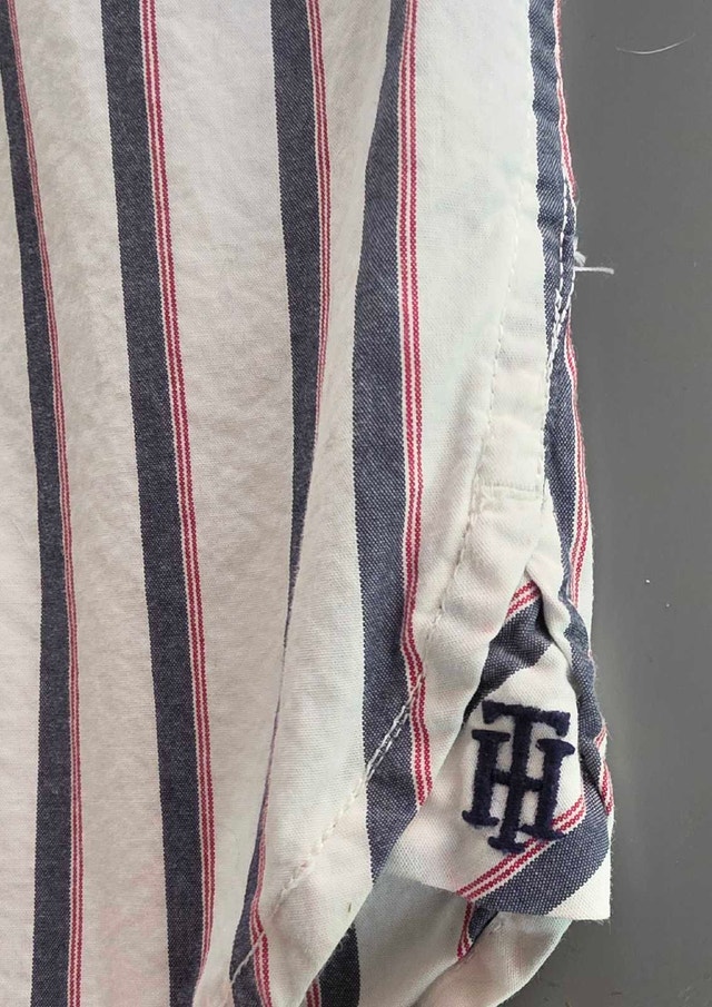Tommy Hilfiger Boy's Large (10 - 12) dress shirt. Like new! - photo 4