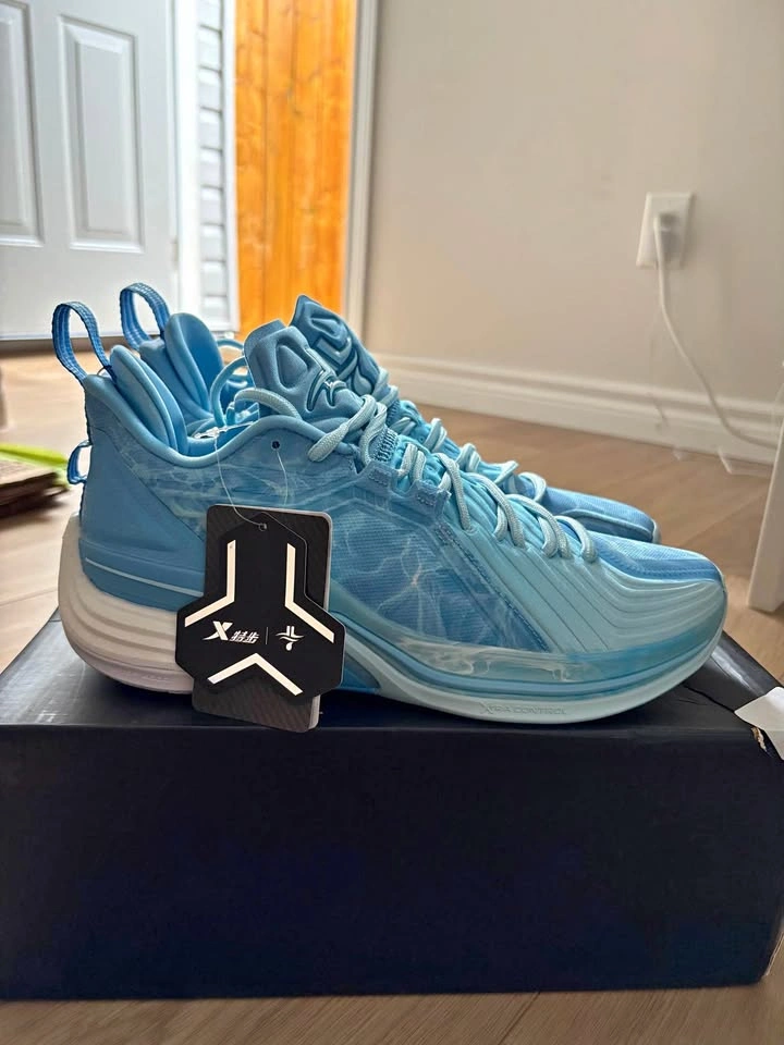 Xtep JLIN3 Jeremy Lin North Carolina Blue Basketball Shoes