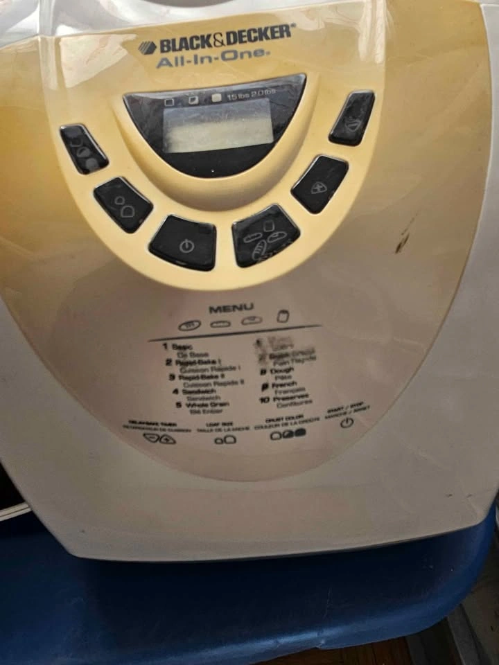 Black & Decker All-In-One Automatic Breadmaker - photo 4