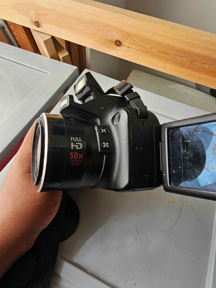 Canon PowerShot SX50 HS (200x Optical Zoom) - FOR PARTS / REPAIR - photo 5