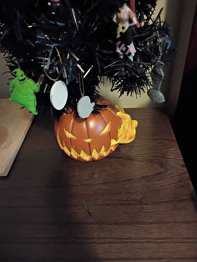 The Nightmare Before Christmas tabletop black tree - photo 3