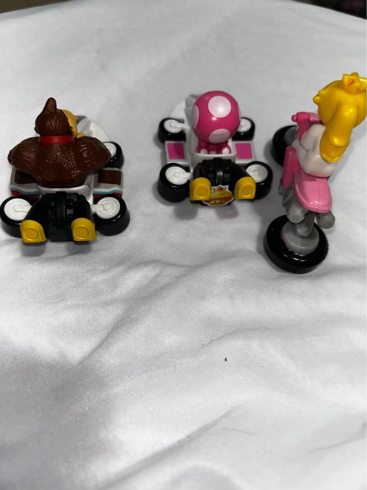 Pop Culture Collectibles Lot – Mario Kart, Harley Quinn - photo 2