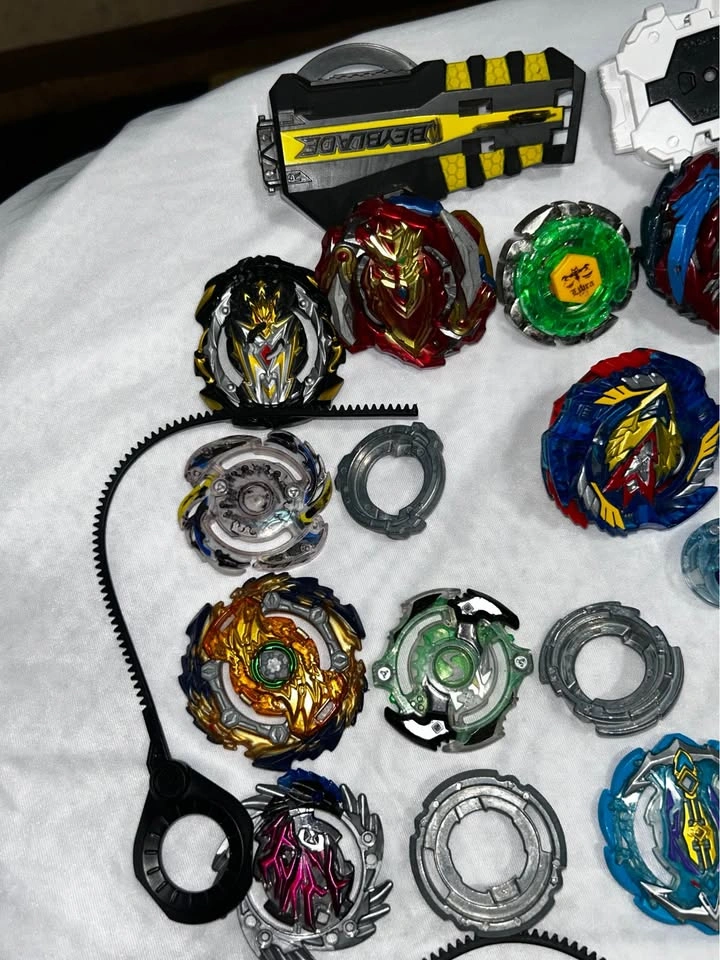 Beyblade Burst & Metal Fusion Lot – 15+ Tops, Launchers & Ripcor - photo 2