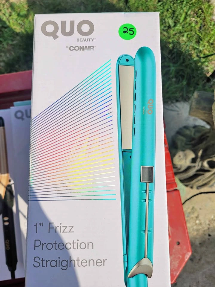 Quo Beauty by Conair 1" Frizz Protection Straightener