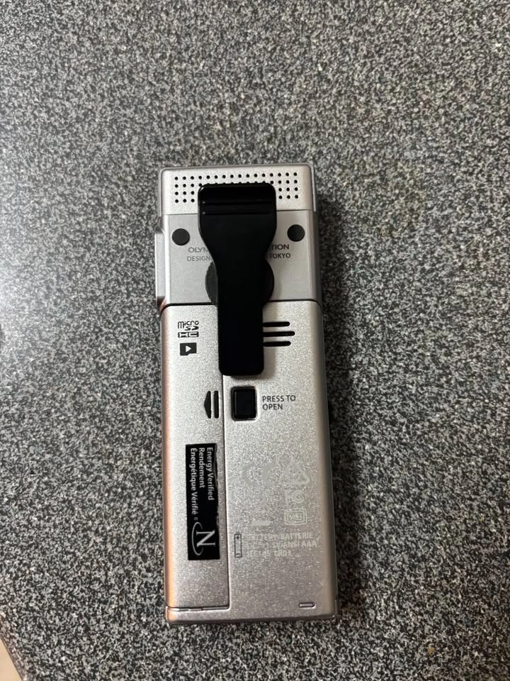 Olympus DM-720 Digital Voice Recorder - photo 5