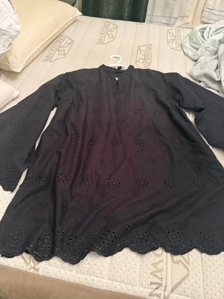 Loft Black Eyelet Cotton Tunic Blouse - photo 2