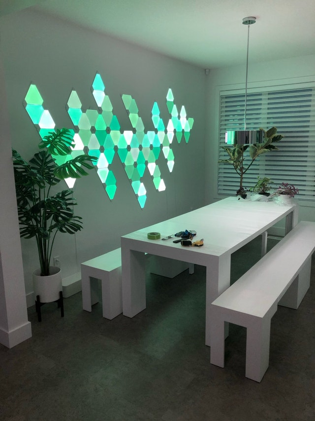 Transformer table with 2 benches and coffee table
