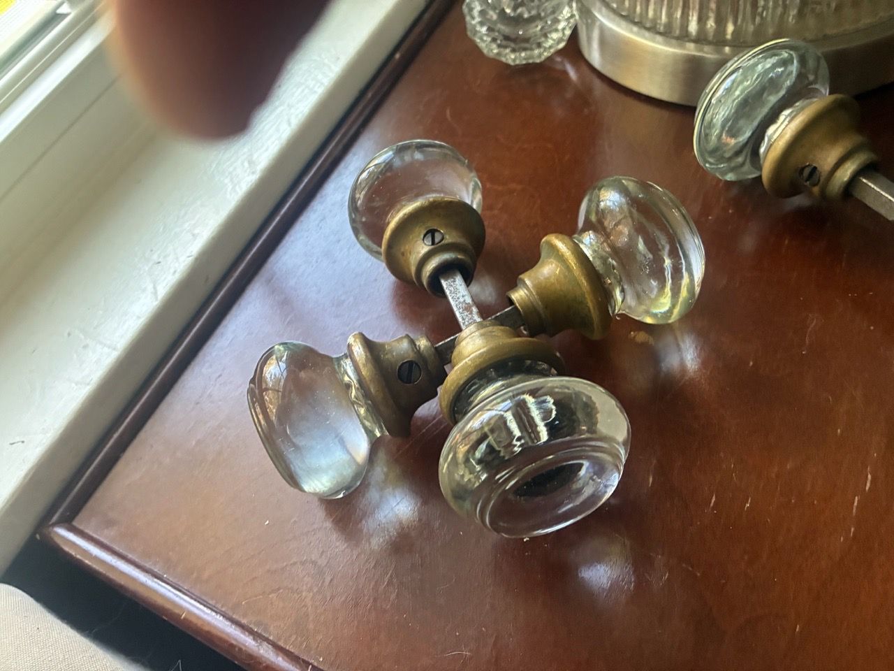 ANTIQUE SMOOTH GLASS DOOR KNOB SET - photo 2