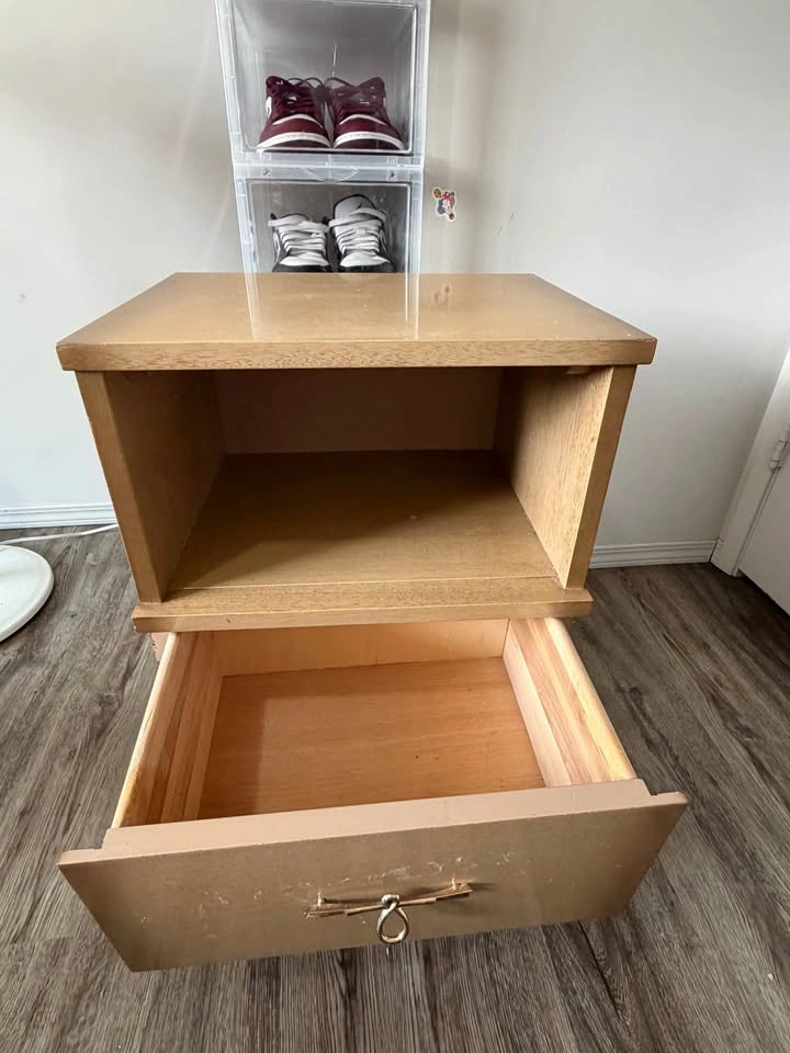 Side table - photo 3