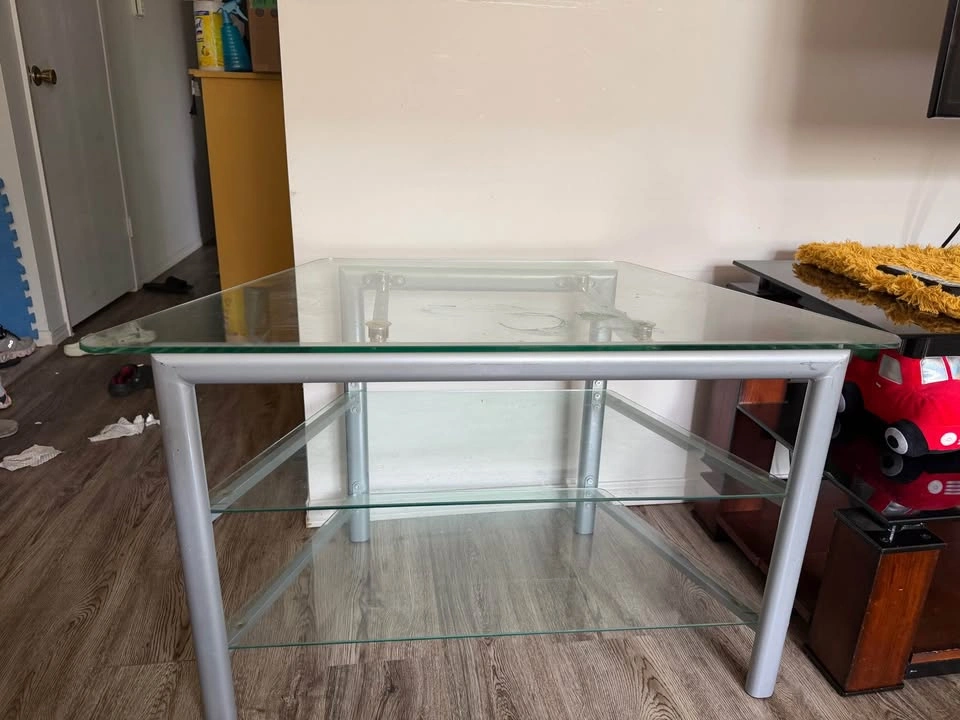 TV stand - photo 2