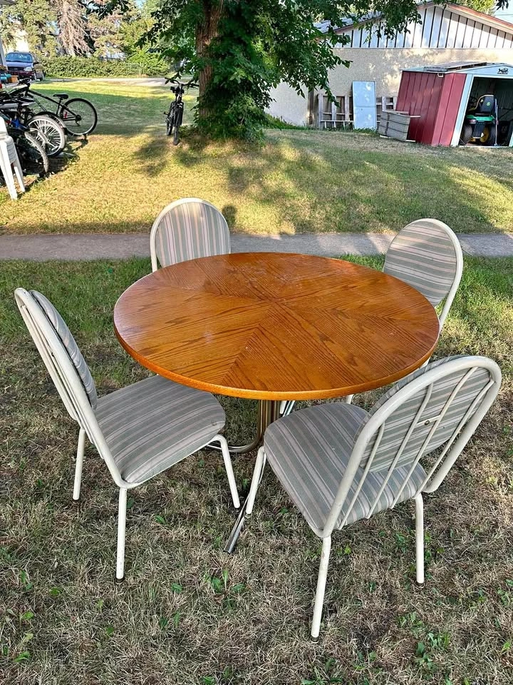 Dining Table and chairs