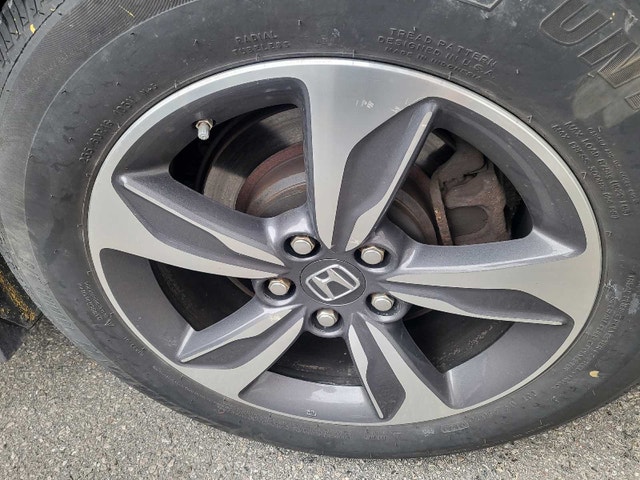 Honda Odyssey OEM Rims and All-Season Tires - photo 4