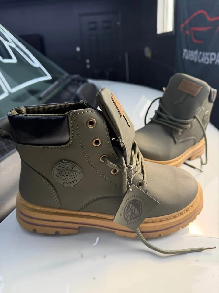 New Men’s Shoes Green - photo 2