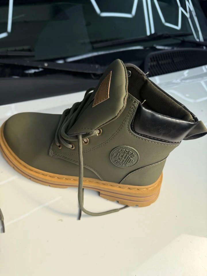 New Men’s Shoes Green - photo 3