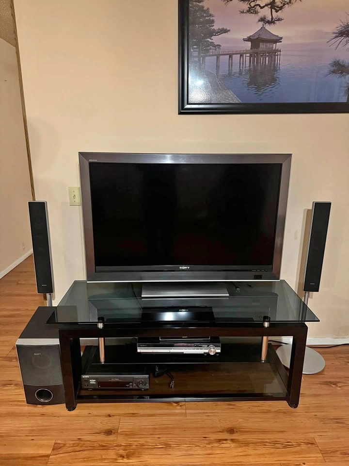Sony TV 46-inch