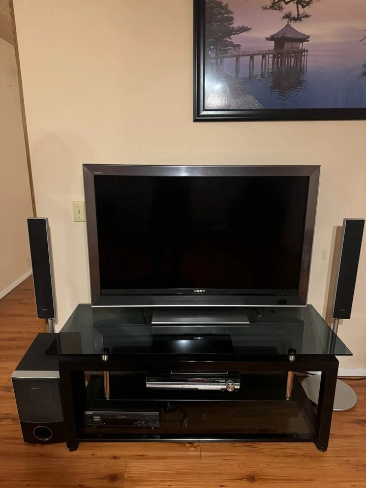 Sony TV 46-inch - photo 3
