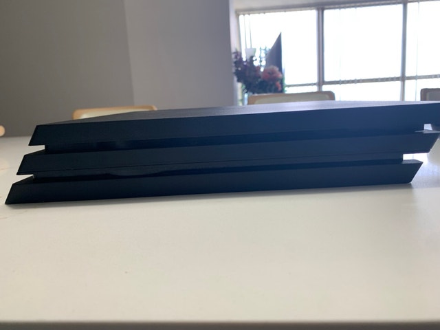 PS4 Pro 1TB Console Bundle w/ 3 Games & Controller - photo 3