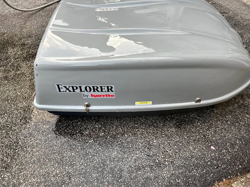 Karrite Explorer roof cargo box