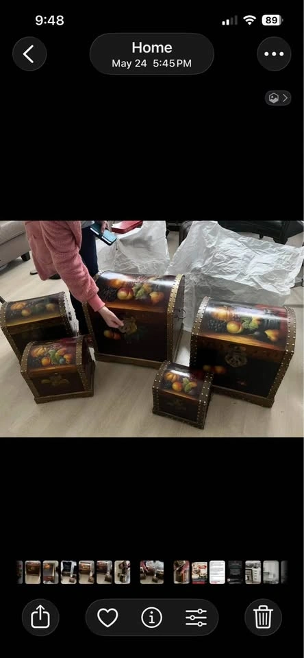 5 hand painted trunks - photo 2