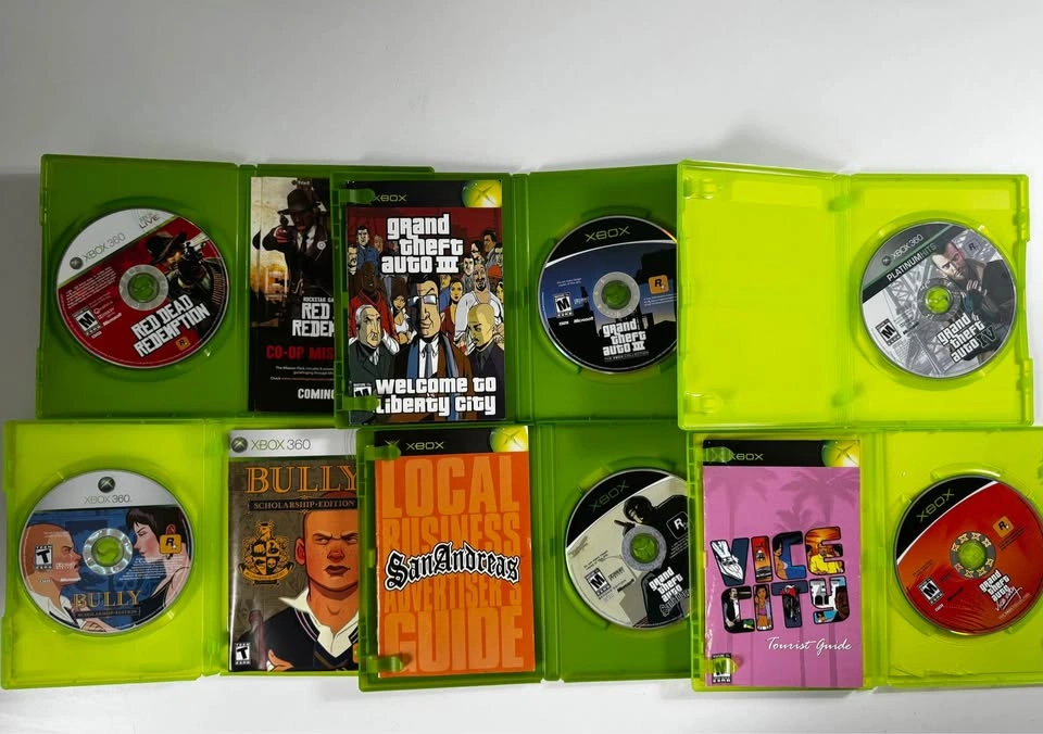 Rockstar Xbox Bundle: Red Dead, GTA, and Bully - photo 2