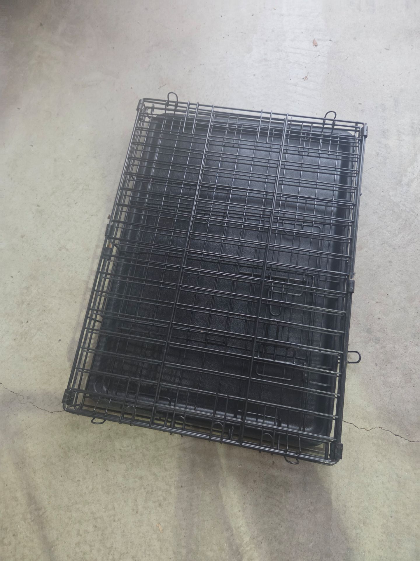 Small Folding Wire Dog Crate with Tray - photo 2