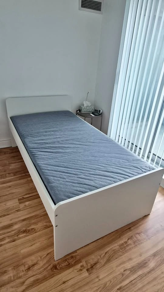 IKEA SLÄKT bed frame with slatted bed base, Twin (white)