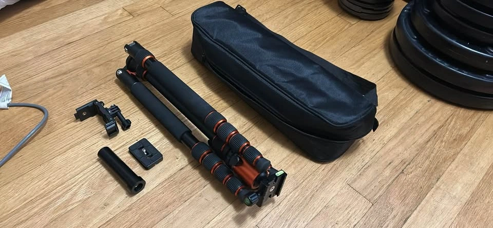 Victiv Travel Tripod w/ 360 Ball Head + Bag – Phone & Camera - photo 2