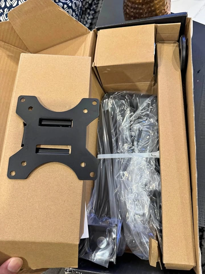 Height Adjustable Single LCD Monitor Desk Mount