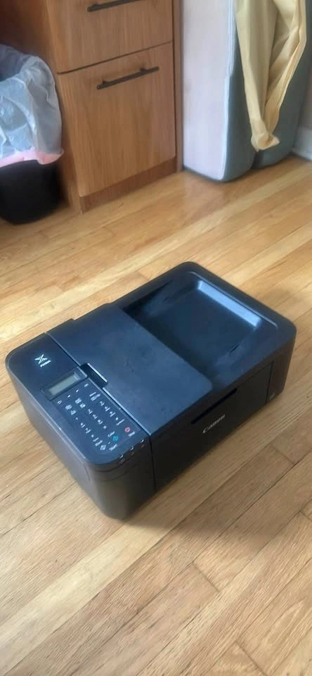 Canon pixma (TR4720)
