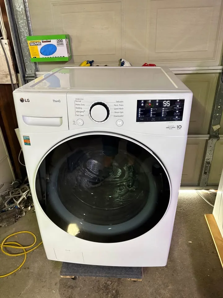 Like New LG washing Machine 27” with 30 DAYS WARRANTY !!! image indicator(2)