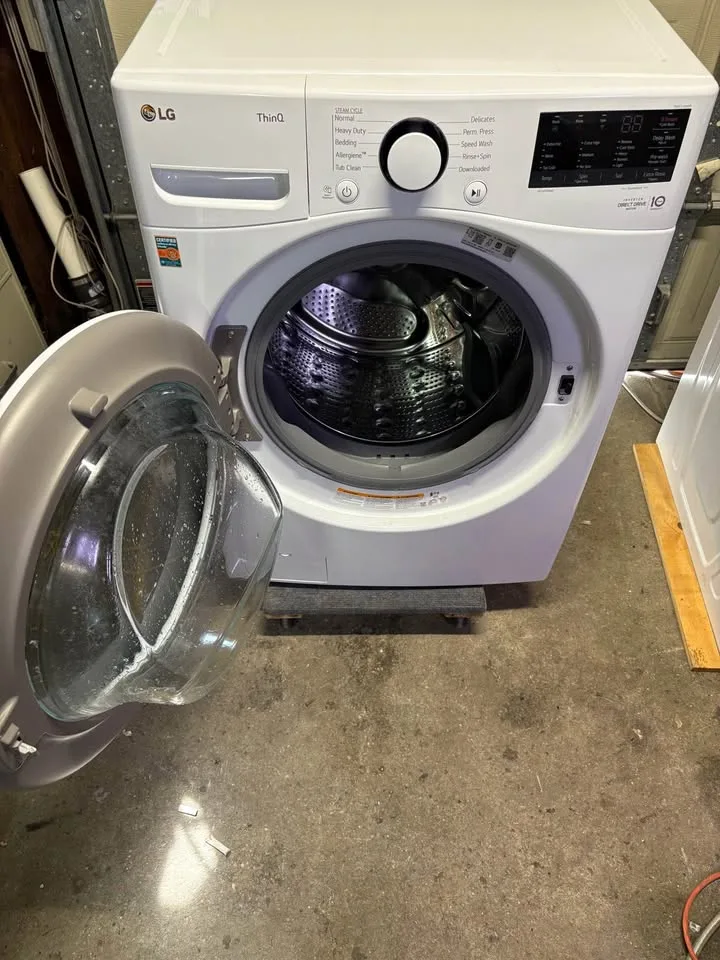 Like New LG washing Machine 27” with 30 DAYS WARRANTY !!! image indicator(4)