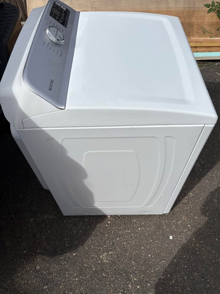 Maytag 3YO Natural Gas Dryer 27” - photo 5