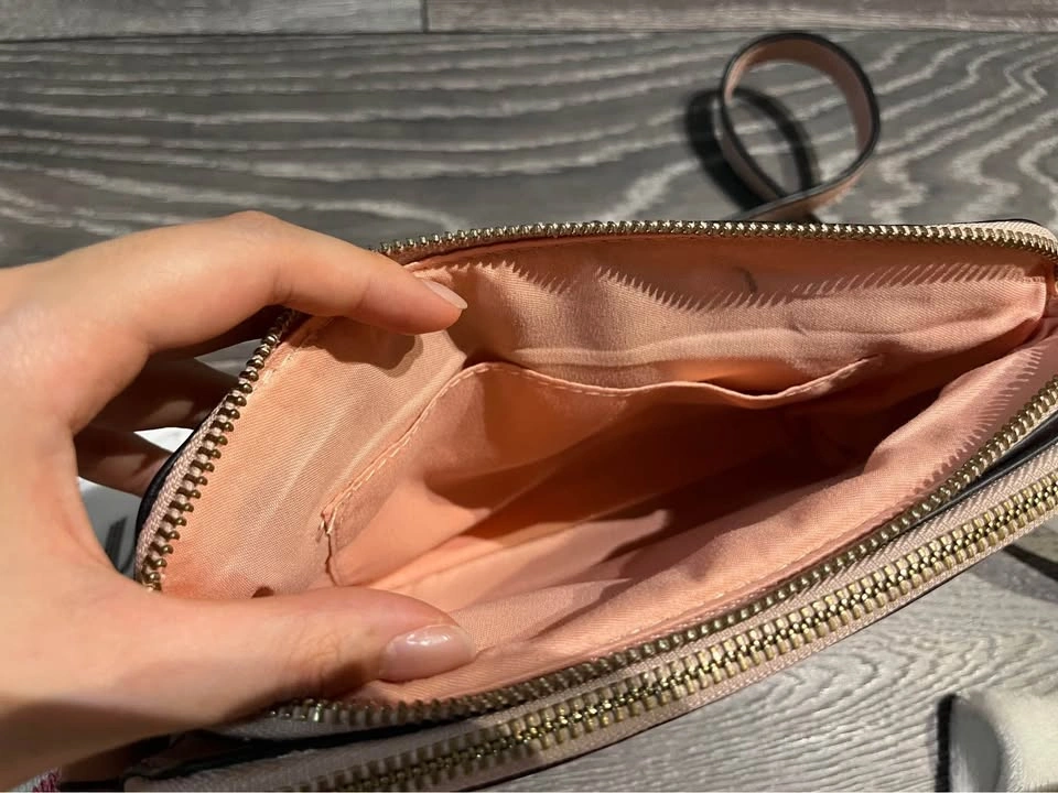Pink crossbody bag - photo 3