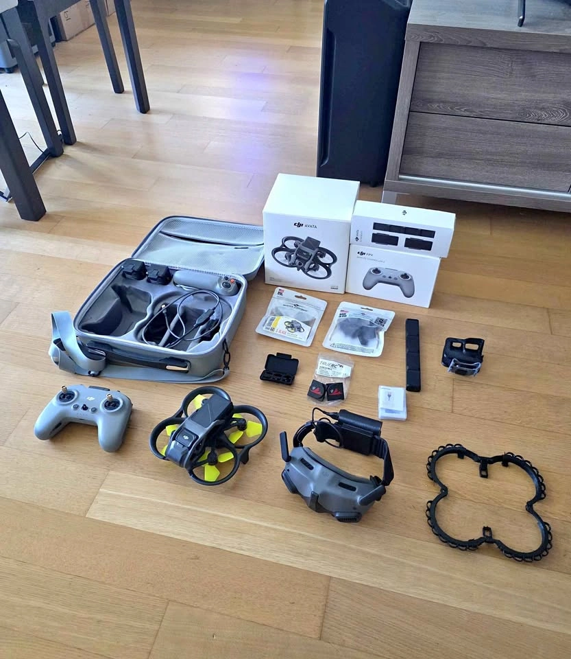DJI Avata Pro View Bundle + Remote Controller 2 + Fly More Kit