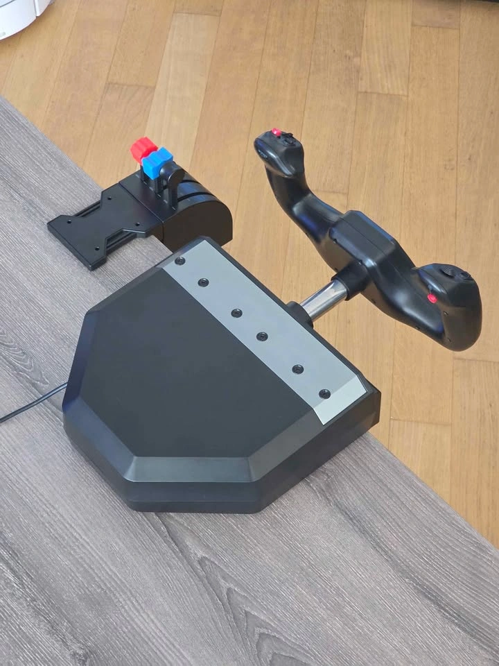 Logitech Saitek Flight Yoke and Throttle Quadrant - photo 4
