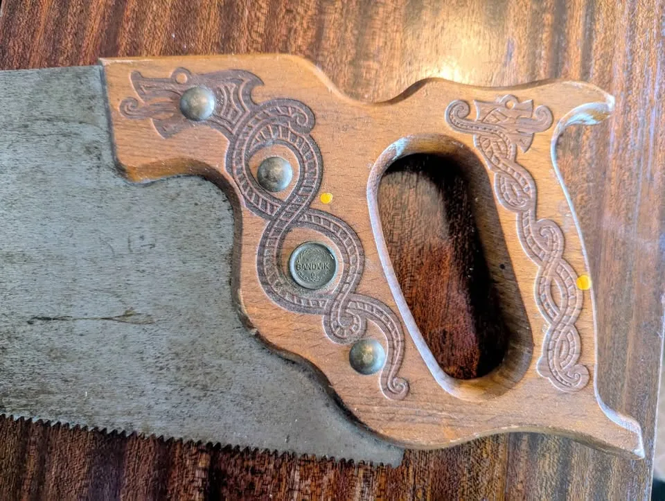 SANDVIK Tradition 277 Hand Saw image indicator(2)