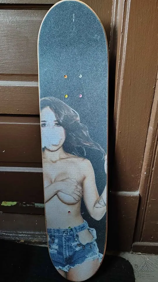 ATM Click "Rainbow Smoker Girl" skateboard - photo 2