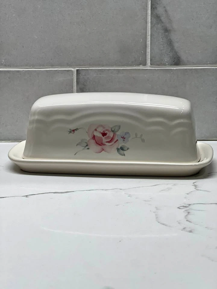 Vintage Pfaltzgraff Tea Rose Covered Butter Dish – Excellent Con