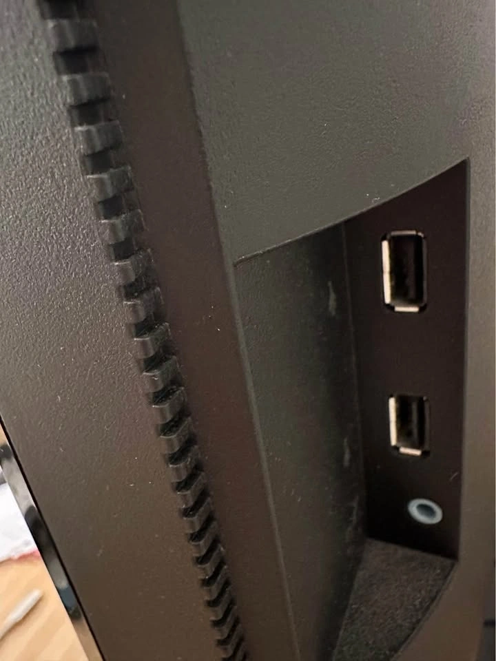ViewSonic 27” LCD monitor - photo 3