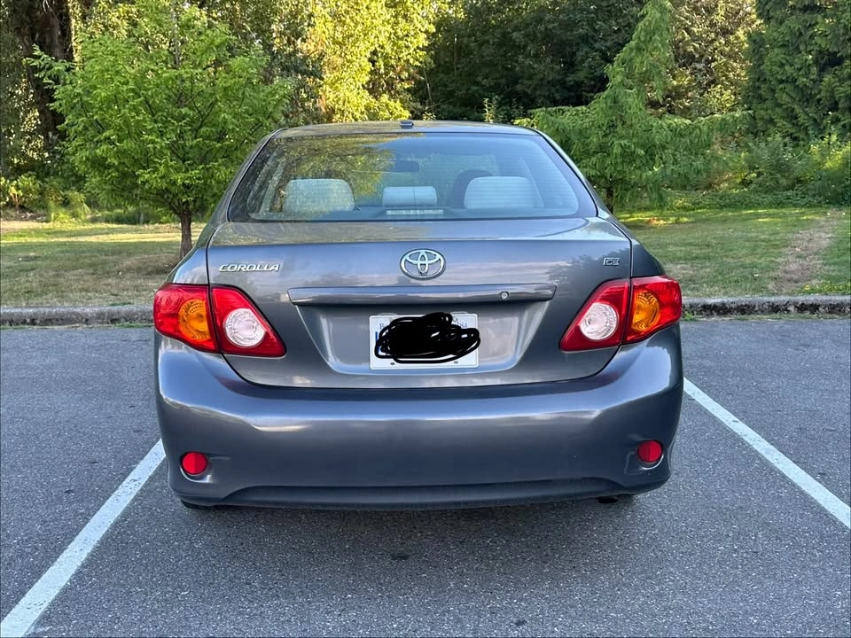 2010 Toyota Corolla - photo 5
