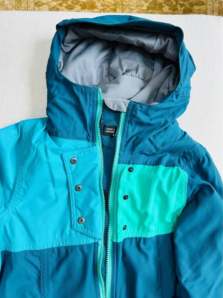 686 women’s ski jacket XS - photo 2