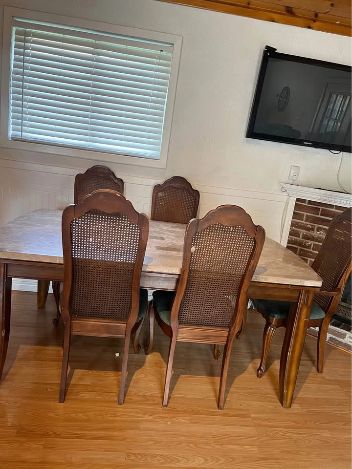 Dinning table - photo 2
