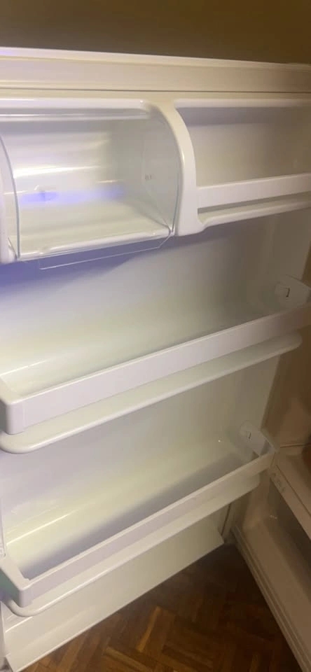Amana Two Door Refrigerator - photo 2