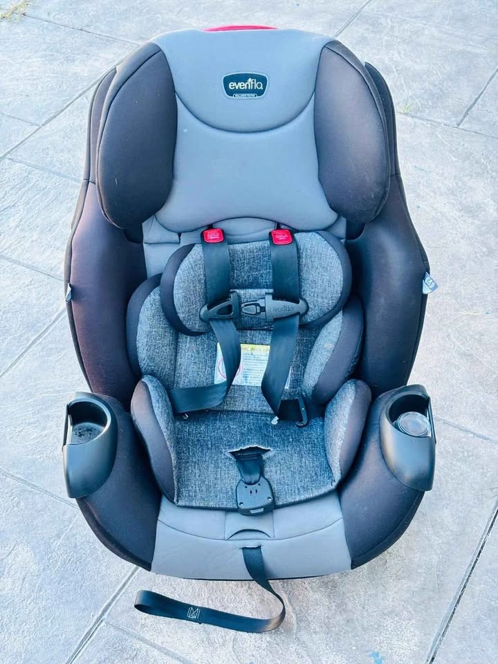 Evenflo Symphony Car Seat - photo 3