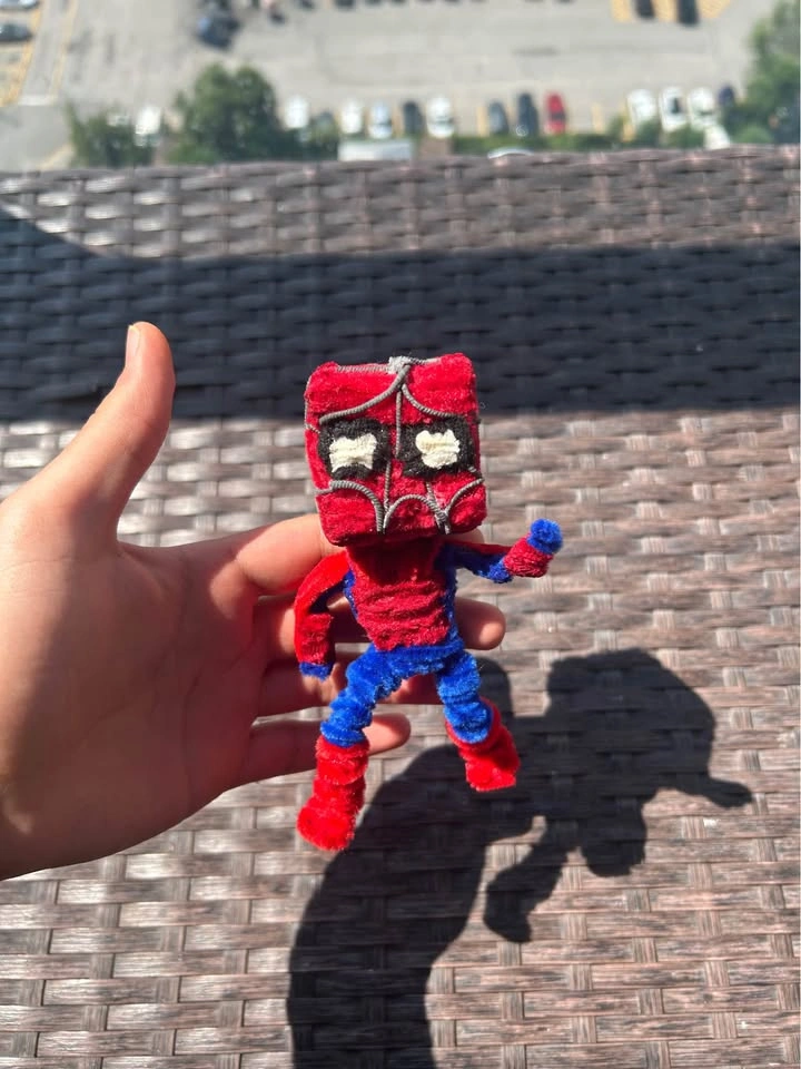 Spider-Man hand made action figures Minecraft style (movable) - photo 2