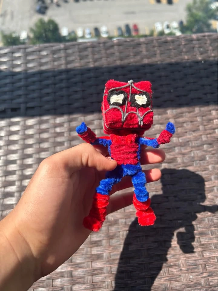 Spider-Man hand made action figures Minecraft style (movable) - photo 5