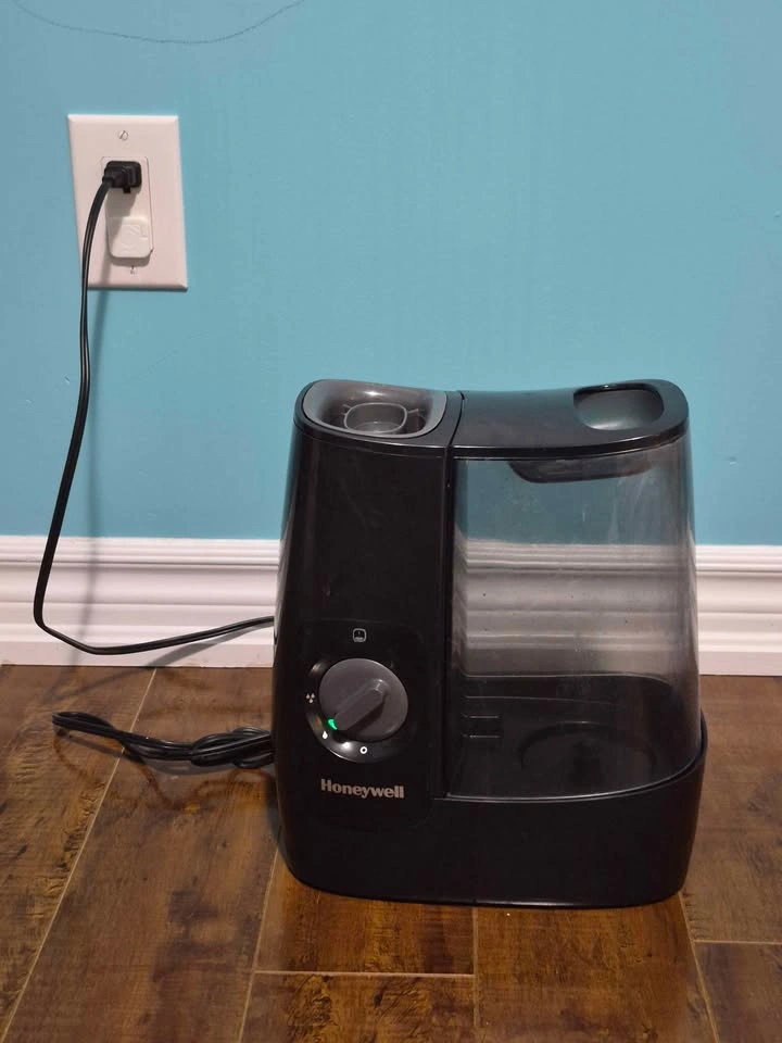 Honeywell Humidifier - photo 2