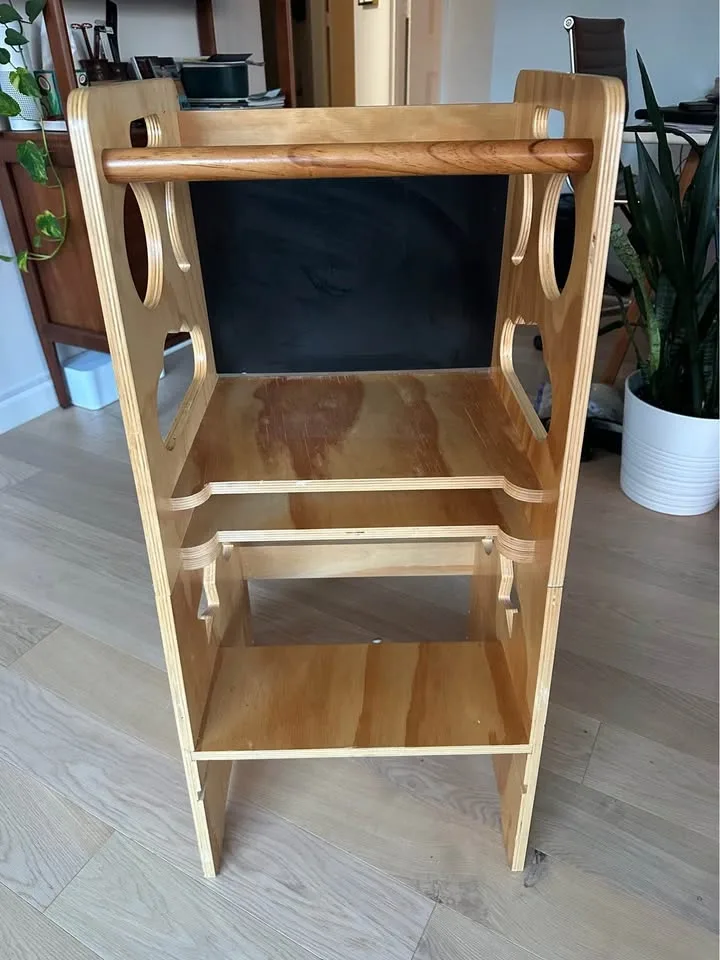 4-in-1 Convertible Learning Tower - photo 4