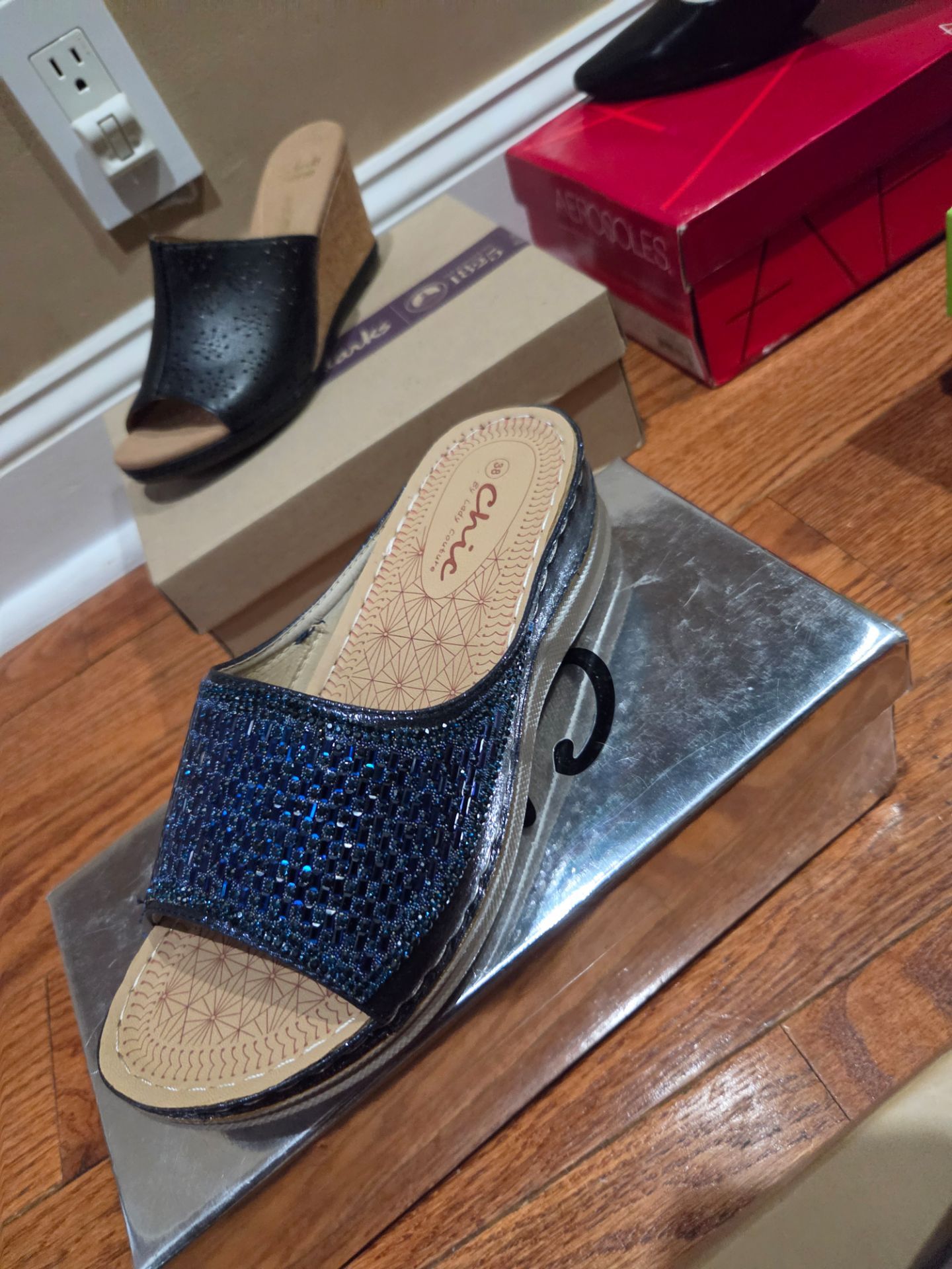 Women's Footwear - photo 2
