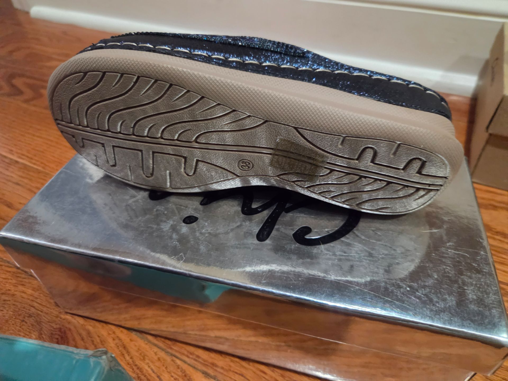 Women's Footwear - photo 3